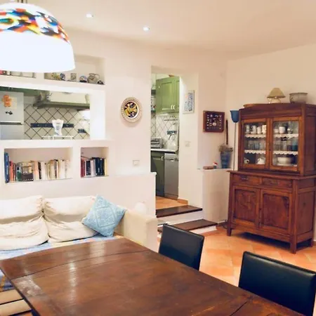 Casa Vacanze A La Maddalena *