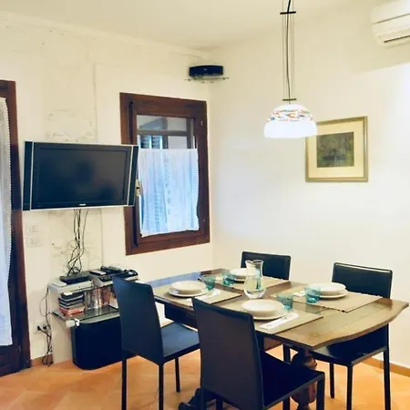 Holiday home Casa Vacanze A La Maddalena *