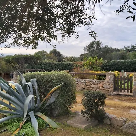 Casa Vacanze A La Maddalena Nyaraló
